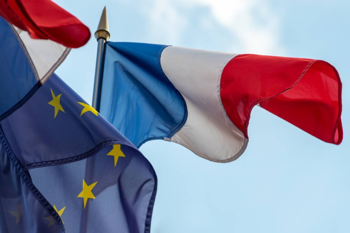 Quelles sont les conditions de régulation des sans-papiers en France ?