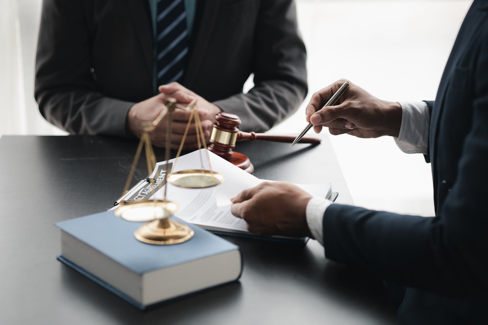 Diffamation : Comprendre et Réagir Face à cette Atteinte à la Réputation