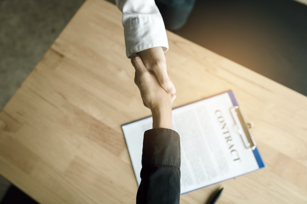 Comprendre les enjeux juridiques des contrats de travail